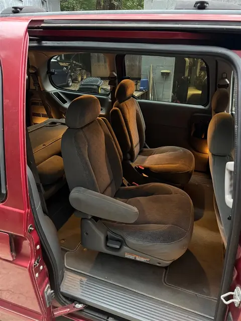 2001 Nissan Quest thumbnail 9